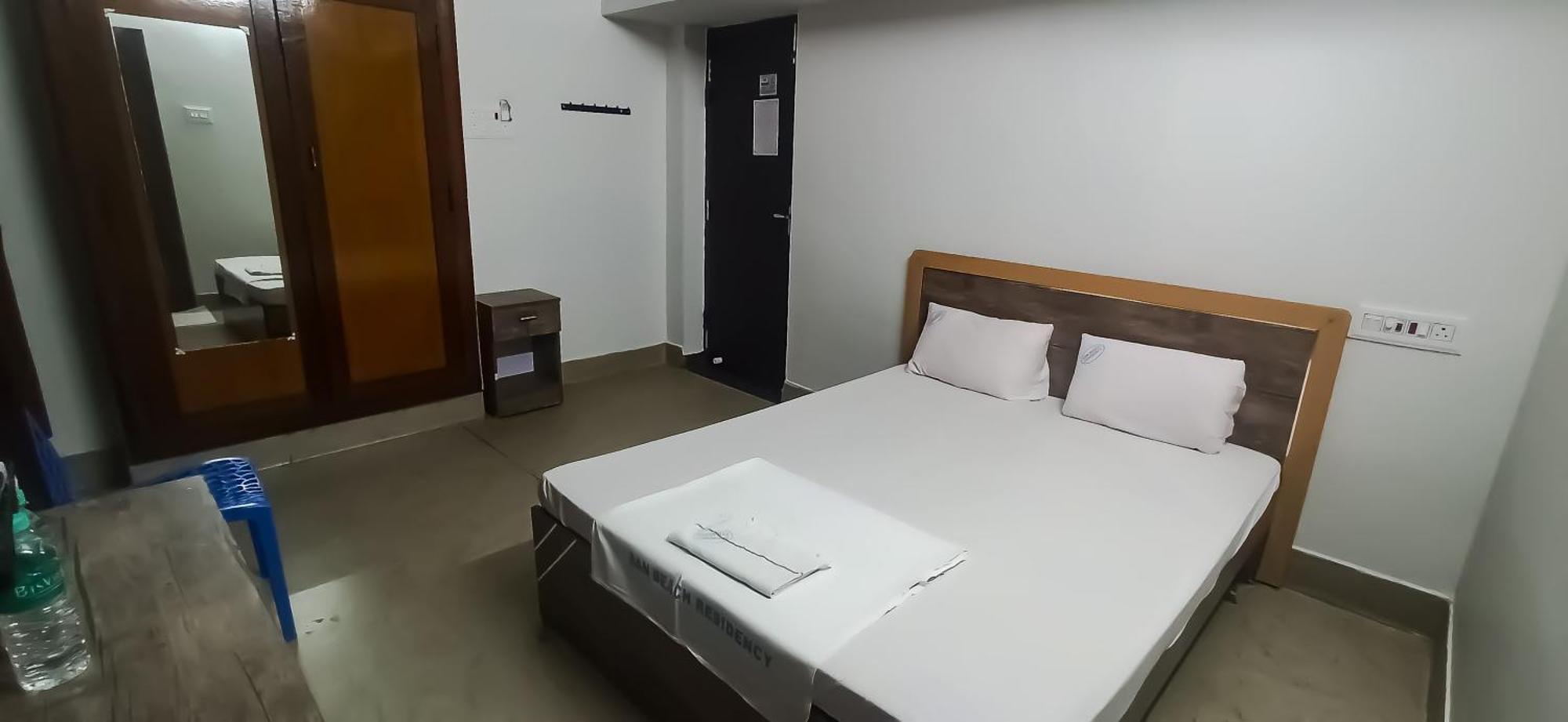 San Beach Residency Карайкал Екстер'єр фото